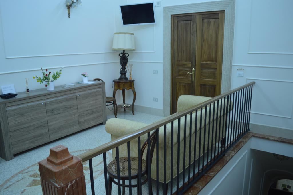Palazzo Liguori Bed & Breakfast Cava De' Tirreni Luaran gambar